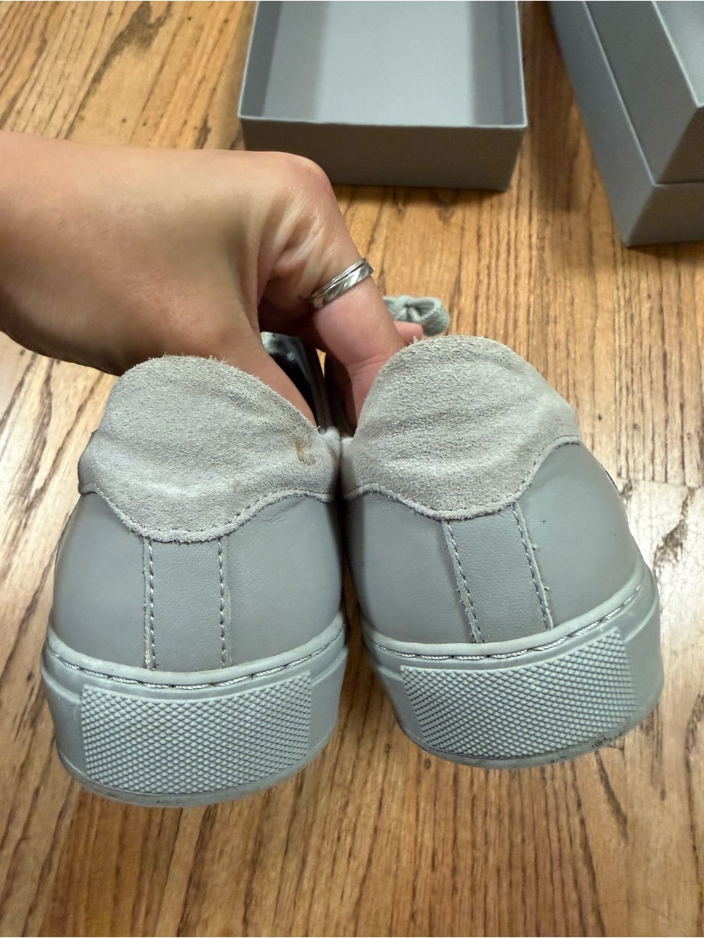 EUC Axel Arigato RARE clean 90 grey leather sneakers 38 - Picture 7 of 13